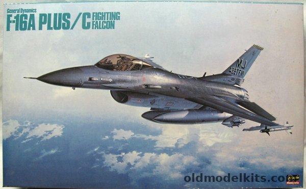 Hasegawa 1/32 General Dynamics F-16A Plus / F-16C Falcon - Gunsmoke '89 432 TFW P.A. C. A. F. / 182nd TFS 149th TFG Texas Air National Guard, S25 plastic model kit